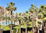Revente - APPARTEMENT -
TORREVIEJA - Aldea del mar