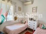Wederverkoop - VILLA -
ROJALES - Costa Blanca