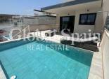 Resale - VILLA -
SAN MIGUEL DE SALINAS - Inland
