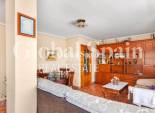 Wederverkoop - APPARTEMENT -
TORREVIEJA - Playa del cura