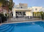Wiederverkauf - VILLA -
ROJALES - Cuidad Quesada