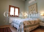 Wederverkoop - HUIS -
Catral - Catral - Country