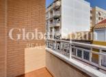 Venta - APARTAMENTO -
TORREVIEJA - Center