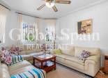 Resale - VILLA -
GUARDAMAR DEL SEGURA