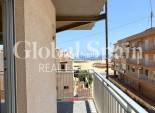 Wederverkoop - APPARTEMENT -
TORREVIEJA - Miramar - Torre Del Moro