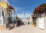 Resale - HOUSE -
ORIHUELA COSTA - La Regia