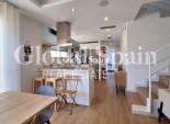 Wiederverkauf - VILLA -
TORREVIEJA - Los Frutales