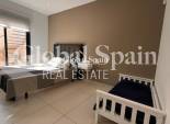 Wiederverkauf - VILLA -
ORIHUELA COSTA - Lomas de Cabo Roig