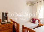 Resale - HOUSE -
ORIHUELA COSTA - La Regia