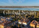 Venta - Piso apartamento -
TORREVIEJA - La Siesta