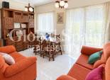 Wederverkoop - APPARTEMENT -
TORREVIEJA - Estacion de autobuses