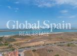 Wederverkoop - PENTHOUSE -
TORREVIEJA - La Mata pueblo