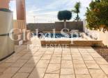 Wederverkoop - VILLA -
CIUDAD QUESADA