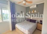 Resale - HOUSE -
TORREVIEJA - El limonar