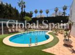 Revente - VILLA -
ORIHUELA - Inland