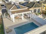 Resale - VILLA -
TORREVIEJA - Costa Blanca
