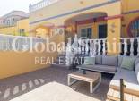 Resale - HOUSE -
ORIHUELA COSTA - La Regia
