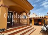 Wiederverkauf - VILLA -
TORREVIEJA - Costa Blanca