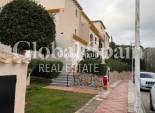 Resale - APARTMENT -
ORIHUELA COSTA - Las Ramblas