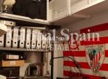 Wederverkoop - APPARTEMENT -
BENIDORM - Levante
