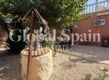 Resale - HOUSE -
LA MARINA - Elche / Elx