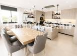 Venta - VILLA -
MAR MENOR GOLF RESORT - Inland