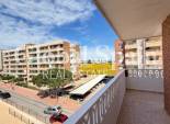 Revente - APPARTEMENT -
TORREVIEJA - Punta Prima
