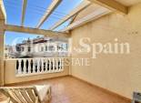 Resale - HOUSE -
ORIHUELA COSTA - Playa Flamenca