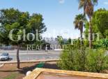 Odsprzedaż - DOM -
TORREVIEJA - 