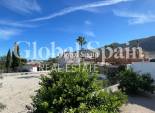 Resale - VILLA -
ORIHUELA - Inland