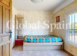 Resale - VILLA -
ORIHUELA
