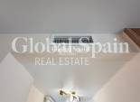 Wederverkoop - APPARTEMENT -
TORREVIEJA - Torrevieja