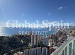 Wederverkoop - APPARTEMENT -
BENIDORM - Levante
