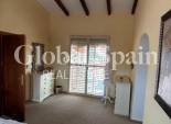 Wederverkoop - HUIS -
DOLORES - Costa Blanca