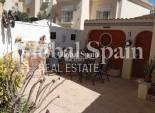 Resale - VILLA -
VILLAMARTÍN - Costa Blanca