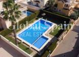 Wederverkoop - VILLA -
ORIHUELA COSTA - Costa Blanca
