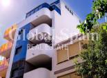 Revente - APPARTEMENT -
TORREVIEJA - Playa del Cura