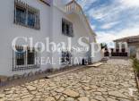 Revente - VILLA -
TORREVIEJA - La Siesta - El Salado - Torreta