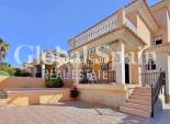 Resale - VILLA -
ORIHUELA - Inland