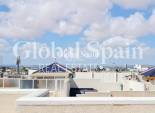 Wederverkoop - APPARTEMENT -
TORREVIEJA - Parque Acuático - Sector 25