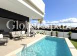 Resale - Apartment -
PILAR DE LA HORADADA - Costa Blanca Sur