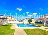 Revente - MAISON -
ORIHUELA - Urbanización Perla del Mar