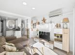 Resale - APARTMENT -
TORREVIEJA - Puerto