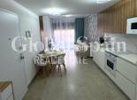Wiederverkauf - WOHNUNG -
TORREVIEJA - Playa del Cura