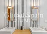 Venta - APARTAMENTO -
TORREVIEJA - Paseo maritimo