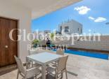 Resale - VILLA -
ORIHUELA - Inland
