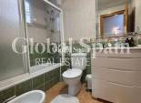 Wederverkoop - APPARTEMENT -
TORREVIEJA - Torrevieja