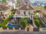 Resale - VILLA -
TORREVIEJA - La Veleta