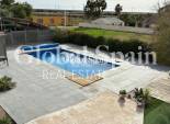 Resale - VILLA -
CREVILLENTE