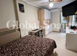 Resale - APARTMENT -
TORREVIEJA - Center